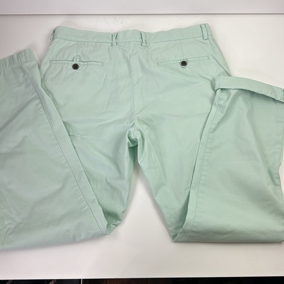 Club Monaco Men's Davis Slim Fit Mint Khakis - Picture 9 of 10